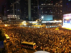 The sea of protesters in Admiralty from afternoon to night